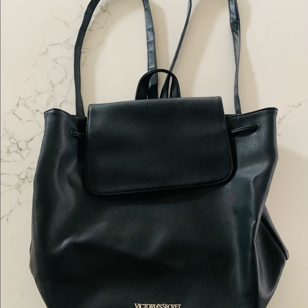 Backpack - Picture 2 of 4